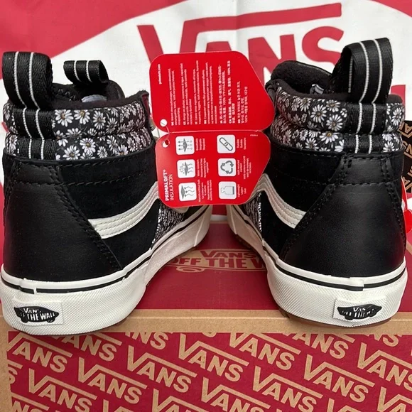 Vans WMNS Sk8-Hi Mte-2
Black Floral
VNOA5HZZF2B
boots sneakers - Picture 14 of 16